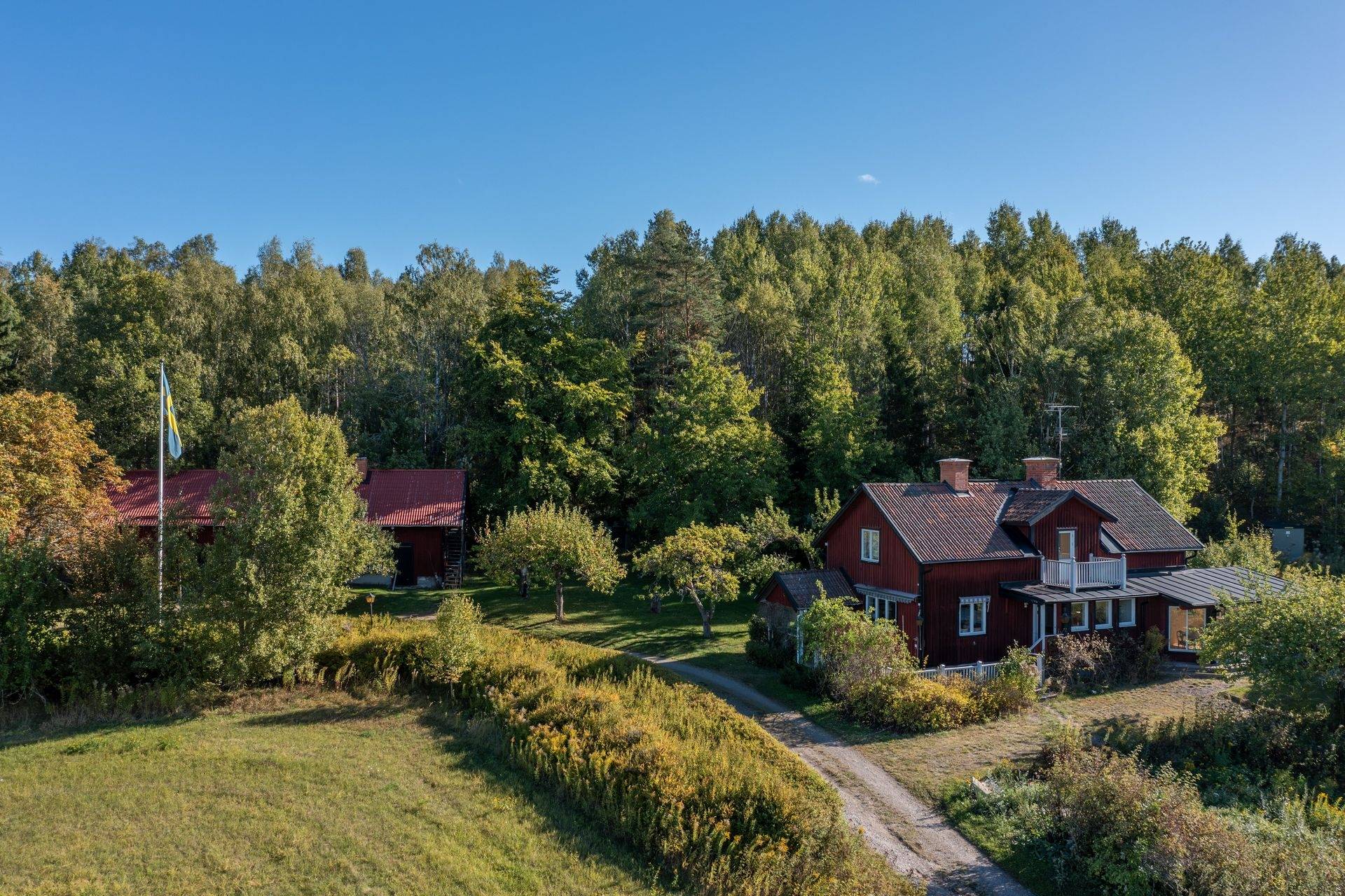 Gård/skog på Harry Martinsons väg 4 Vårdinge Södertälje kommun - bild 42