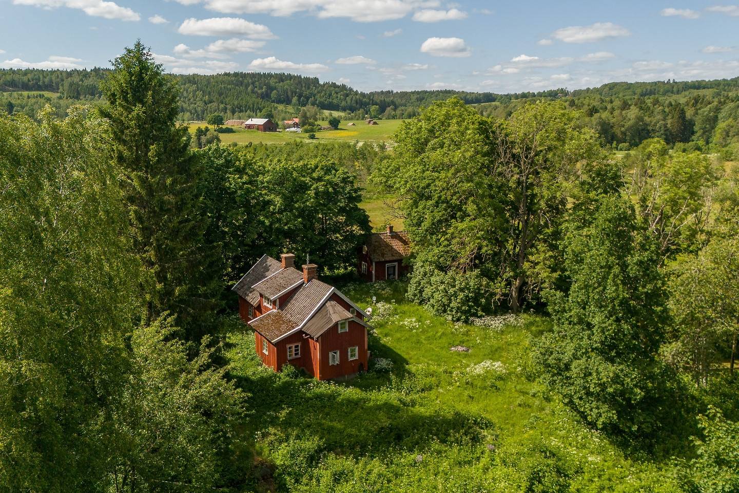 4 rum Vinterbonat fritidshus på Häggum Bränneberg 3 Häggum Skövde kommun - bild 1