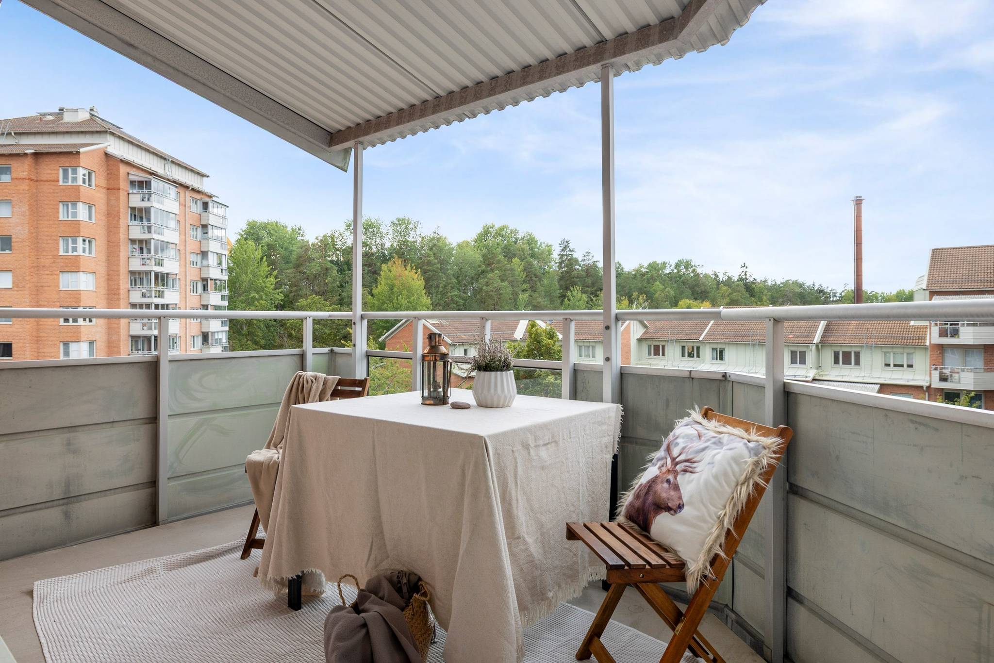 5 rum lägenhet på Glavagatan 33, 5tr Farsta Strand, Stockholms kommun - bild 1