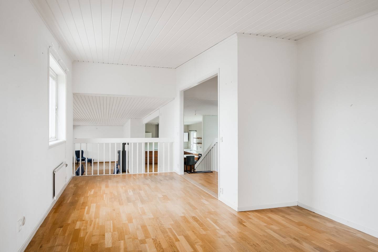 6 rum Villa på Klarabergsgatan 11 Väster Hjo kommun - bild 16