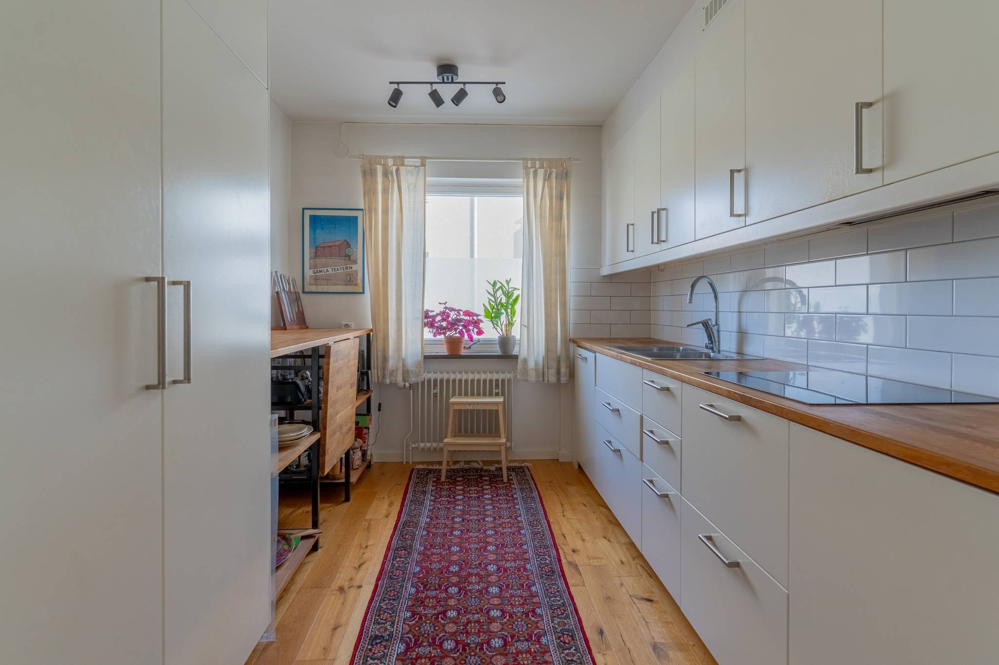 3 rum Lägenhet på Djurgårdsvägen 2C Gamla Stan Eskilstuna kommun - bild 2