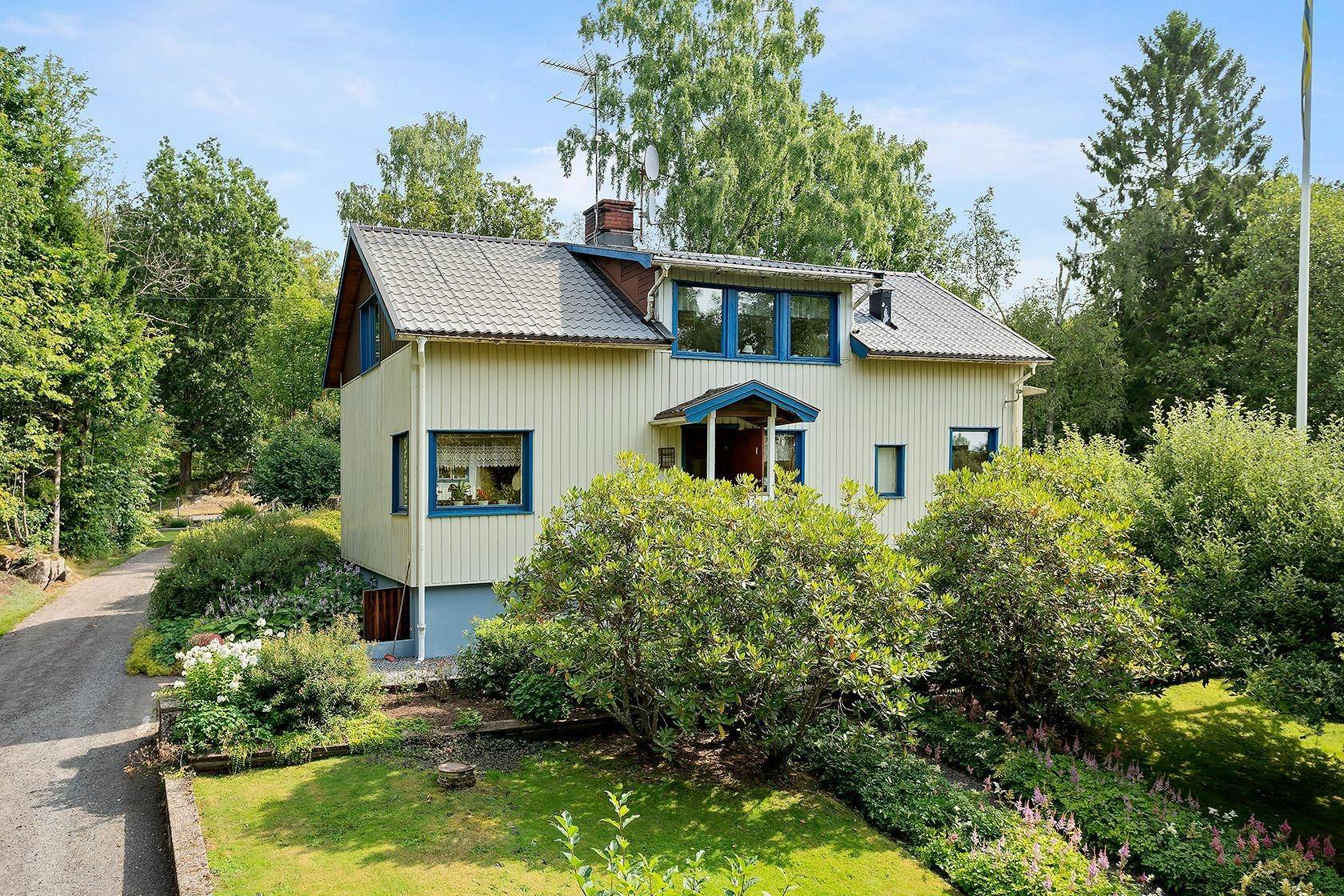 Hällingsjö, Marks kommun