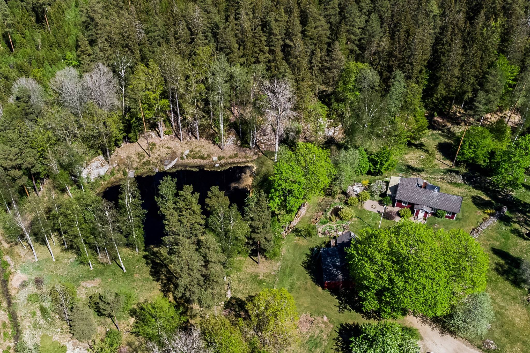 4 rum Gård med jordbruk på Avesjövägen 17 Ronneby kommun - bild 3