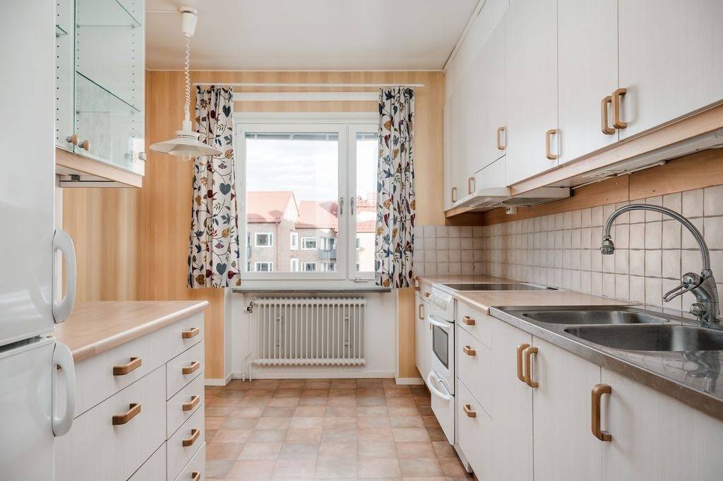 2 rum Lägenhet på Hårdvallsgatan 12 Sallyhill Sundsvalls kommun - bild 2
