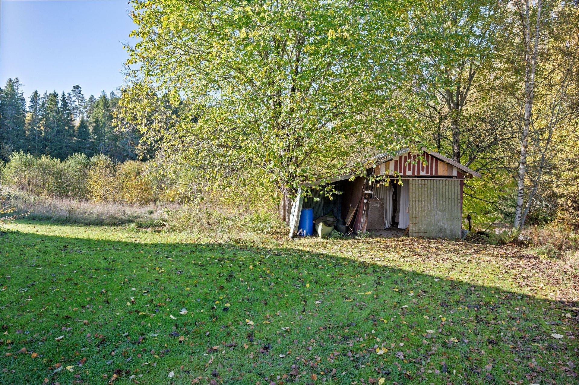 4 rum Gård utan jordbruk på Skrammestad Lundehagen Bullaren/Tanumshede Tanums kommun - bild 9