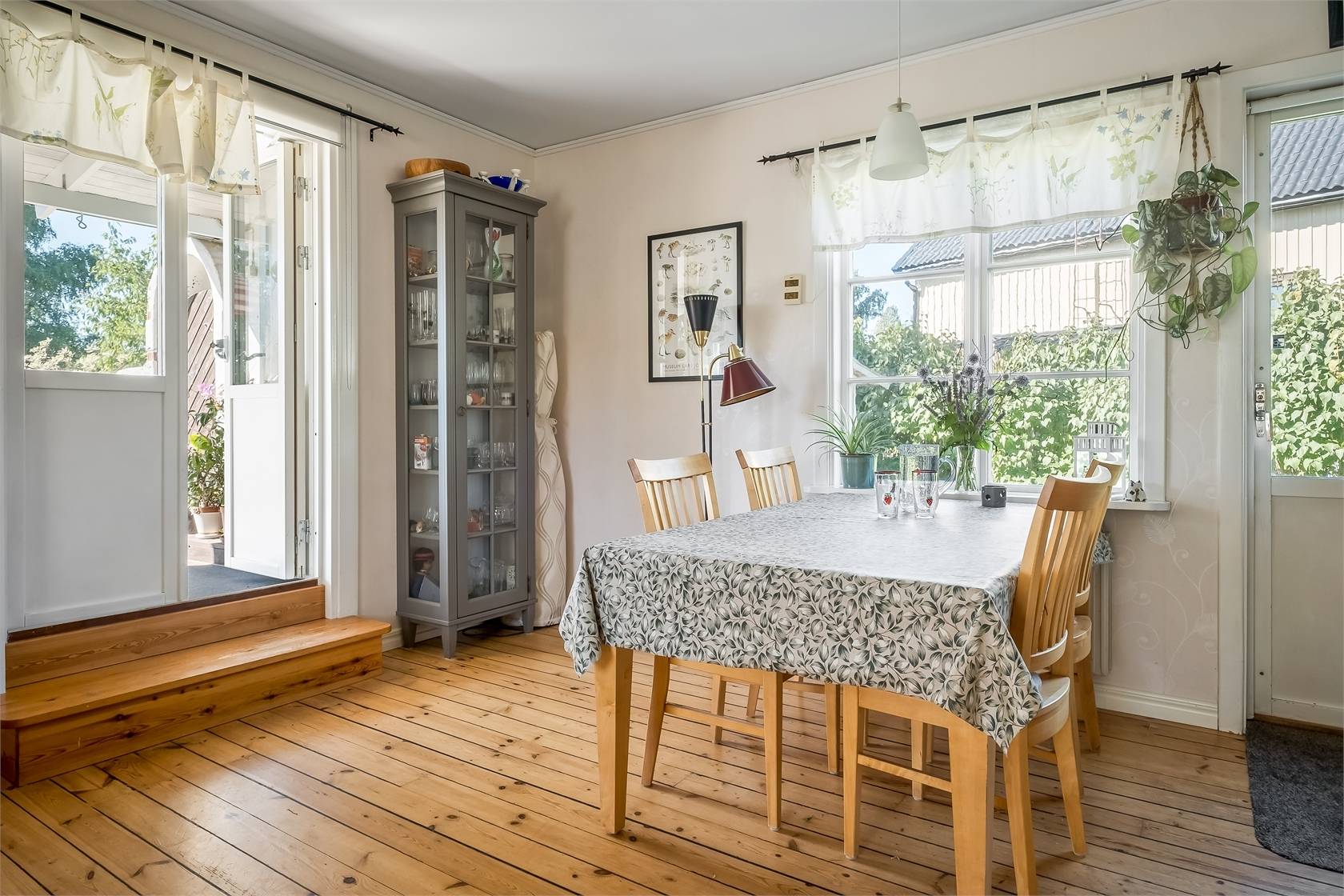 5 rum villa på Skolvägen 7 Fullersta, Huddinge kommun - bild 4