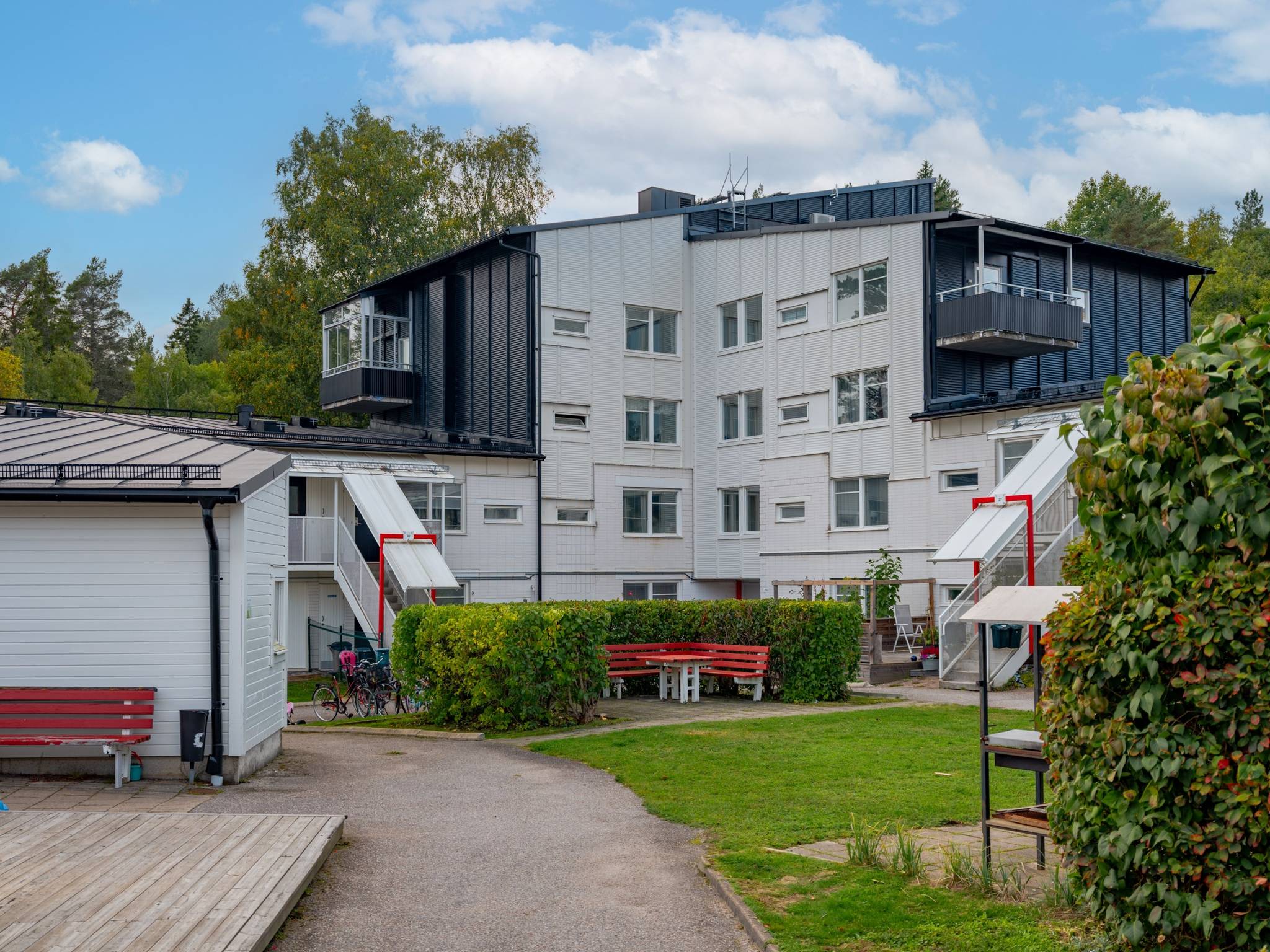 3 rum lägenhet på Lövstavägen 29 Runby, Upplands Väsby kommun - bild 1