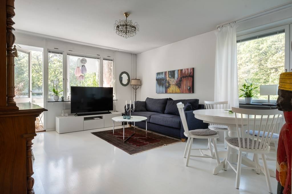 2.5 rum Lägenhet på Sandalmakarbacken 5 Solberga - Älvsjö Stockholms kommun - bild 4