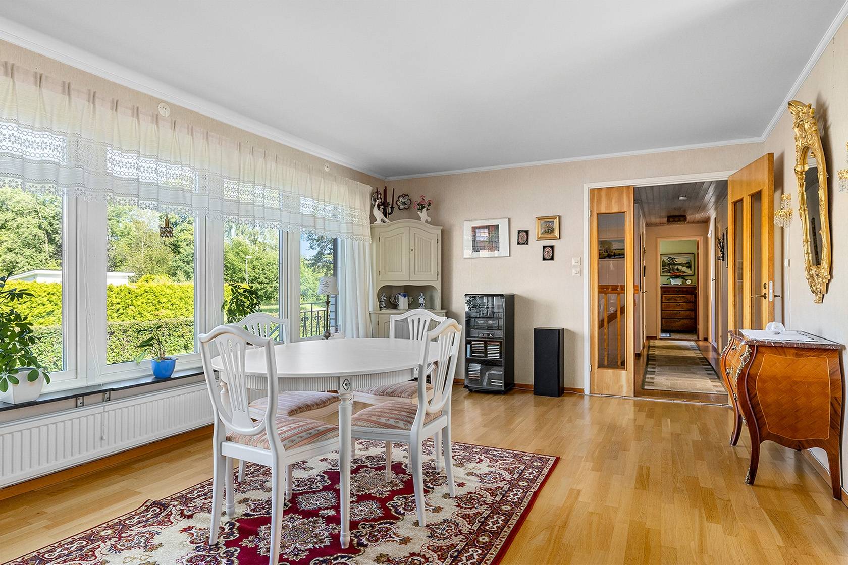 5 rum Villa på Pettersbergsvägen 10 Karlstorp Trollhättans kommun - bild 7