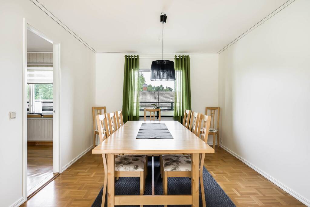 8 rum Villa på Diamantvägen 18 Folkparken Ljungby kommun - bild 13