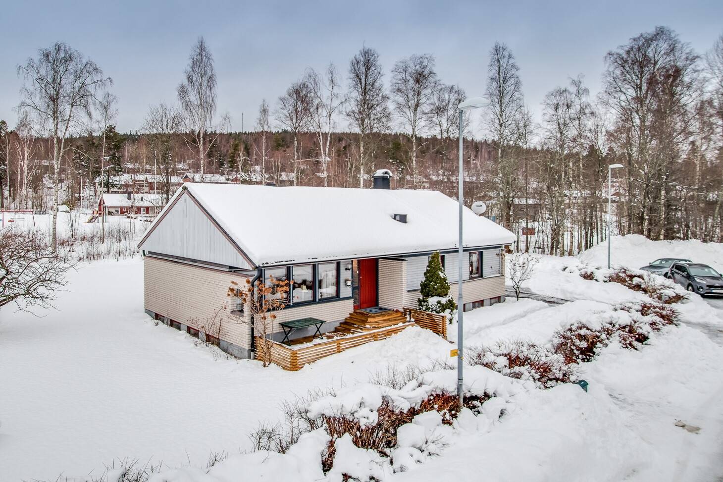 7 rum Villa på Bomvägen 9 Skjutbaneområdet Smedjebackens kommun - bild 2