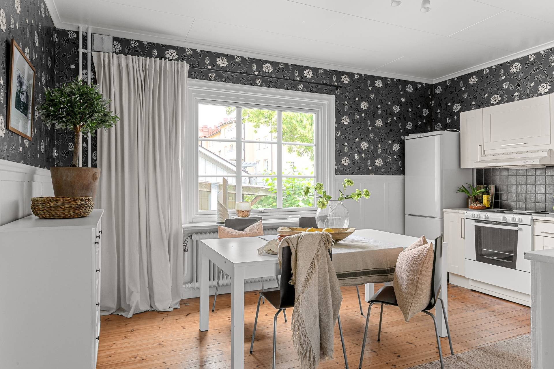 1 rum lägenhet på Gullregnsgatan 15B Brynäs, Gävle kommun - bild 3