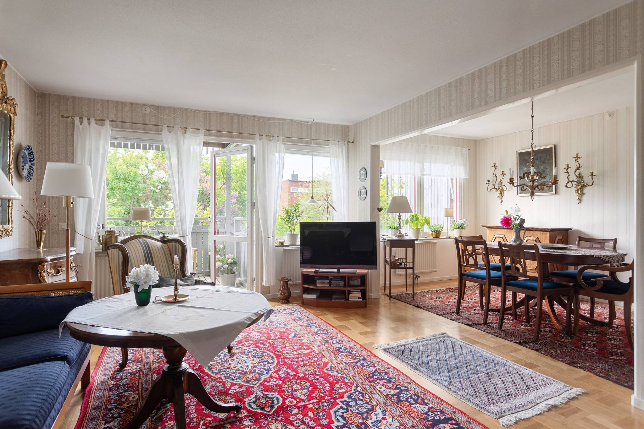 6 rum Radhus på Björnskogsgränd 95 Vällingby - Kälvesta Stockholms kommun - bild 3