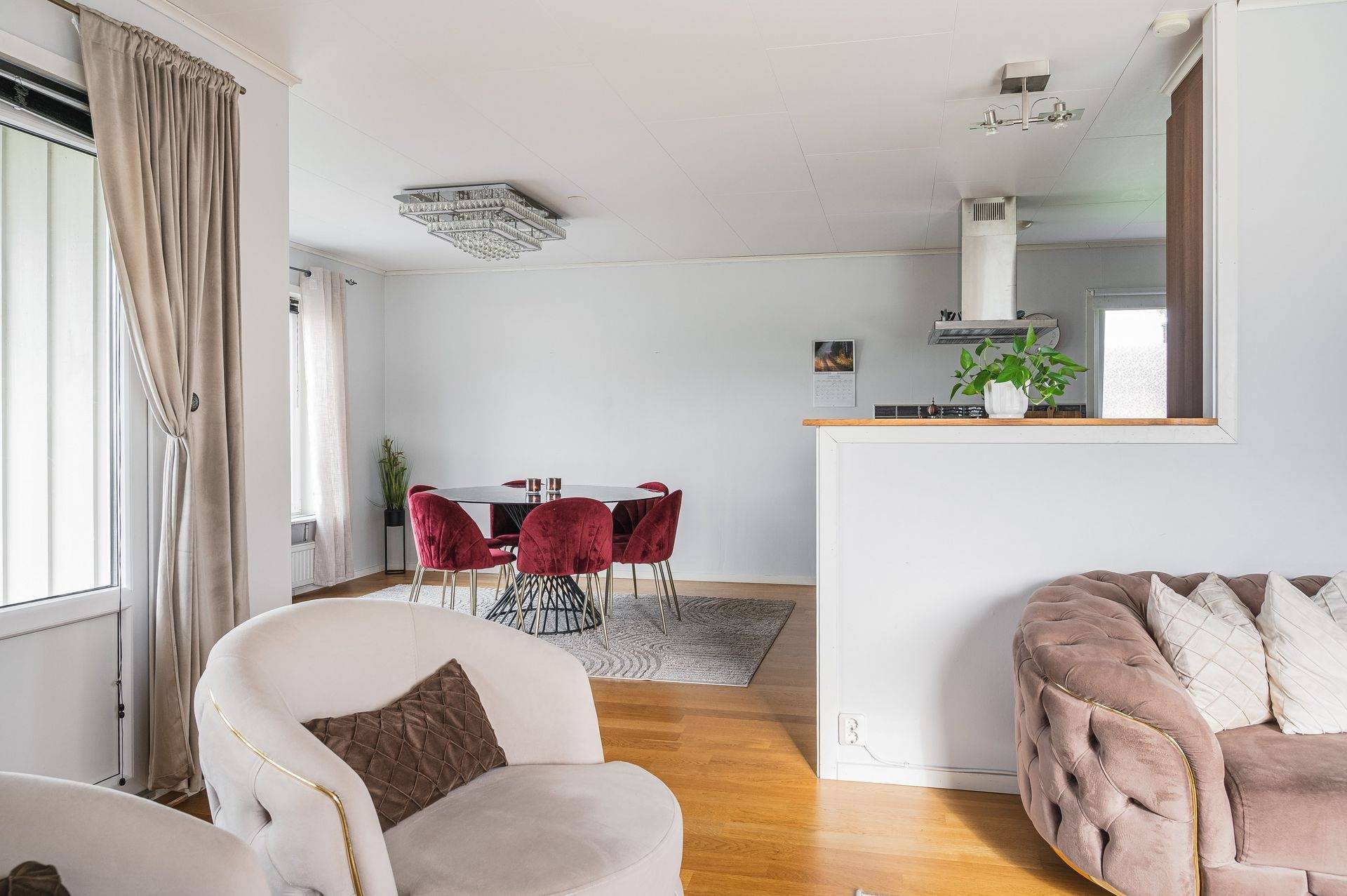 7 rum Villa på Solbackagatan 4 Stenstorp Falköpings kommun - bild 10