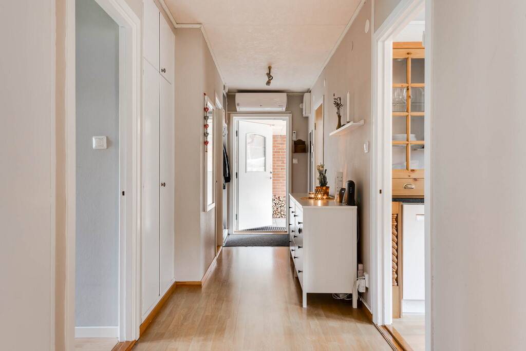 4 rum Villa på Fågelbärsgatan 35 Nya Hjärsta Örebro kommun - bild 4