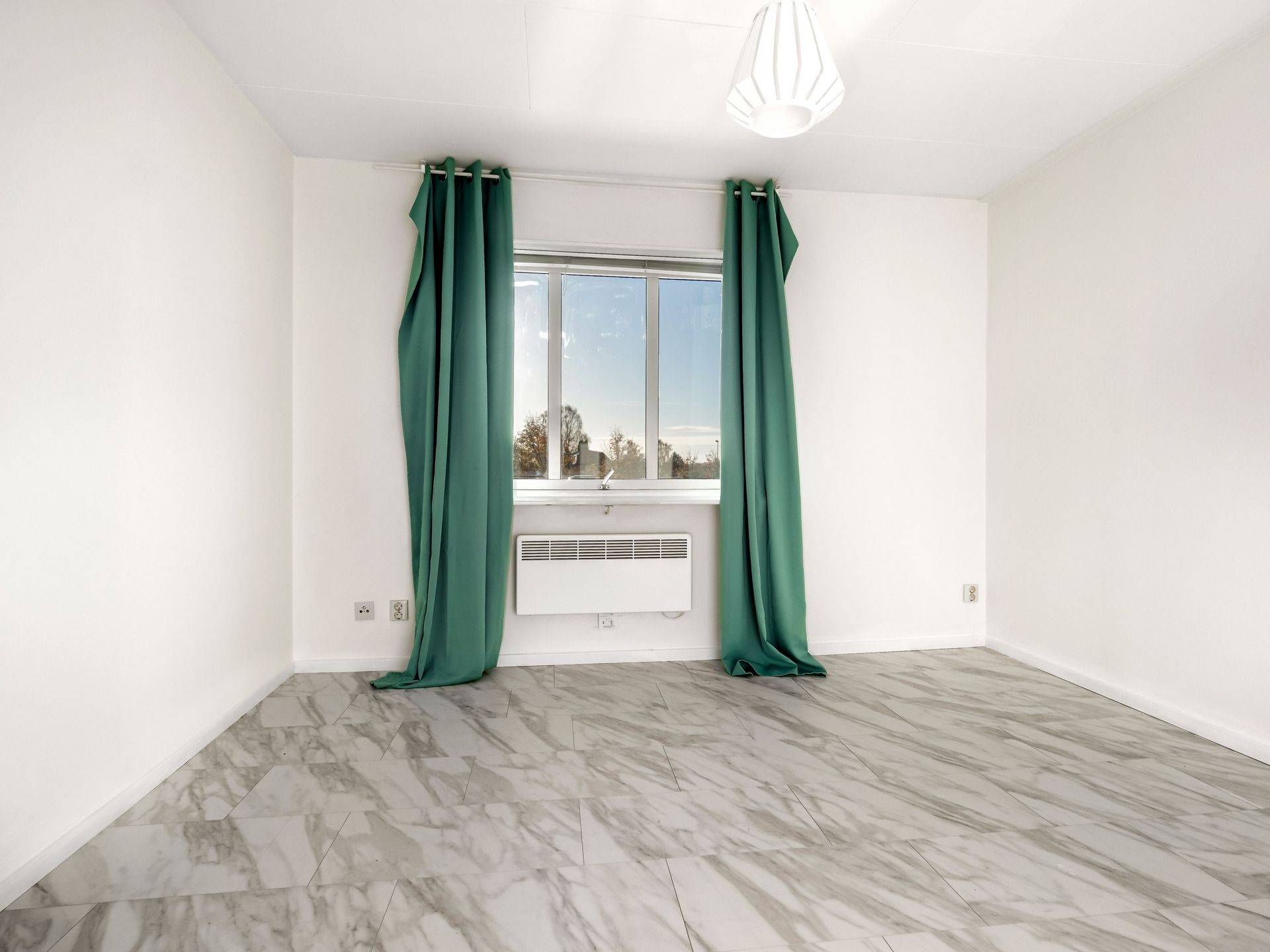 4 rum Radhus på Skälbygatan 228 Skälby Västerås kommun - bild 13