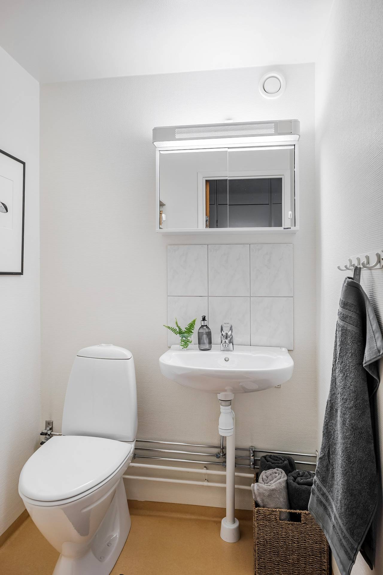 3 rum Lägenhet på Karlstorpsvägen 110 Karlstorp Trollhättans kommun - bild 27