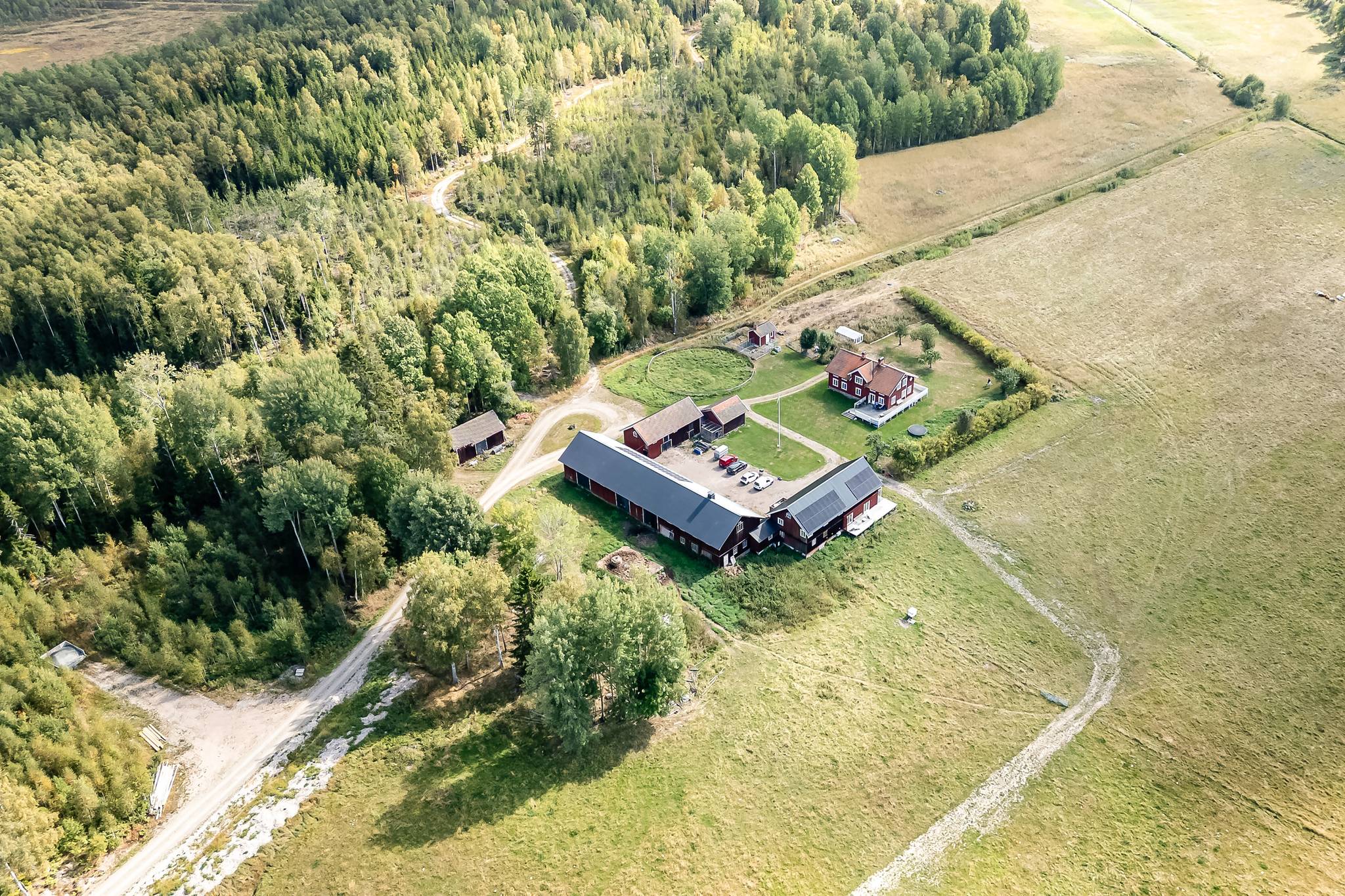 8 rum Gård med jordbruk på Bår Mats-Pers 100 Möklinta Sala kommun - bild 35