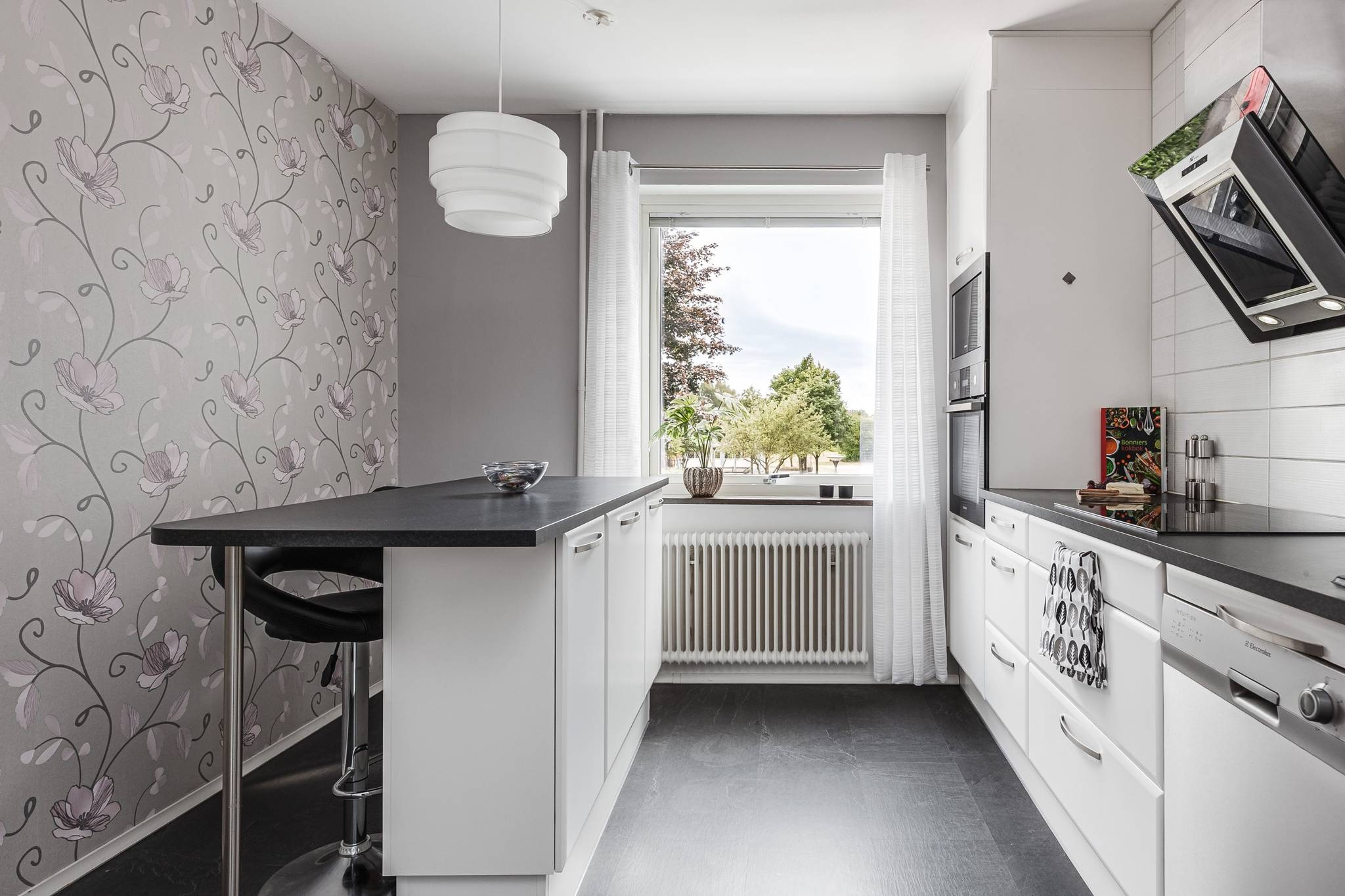 2 rum lägenhet på Österängsgatan 40 Centrum/öster, Halmstads kommun - bild 2