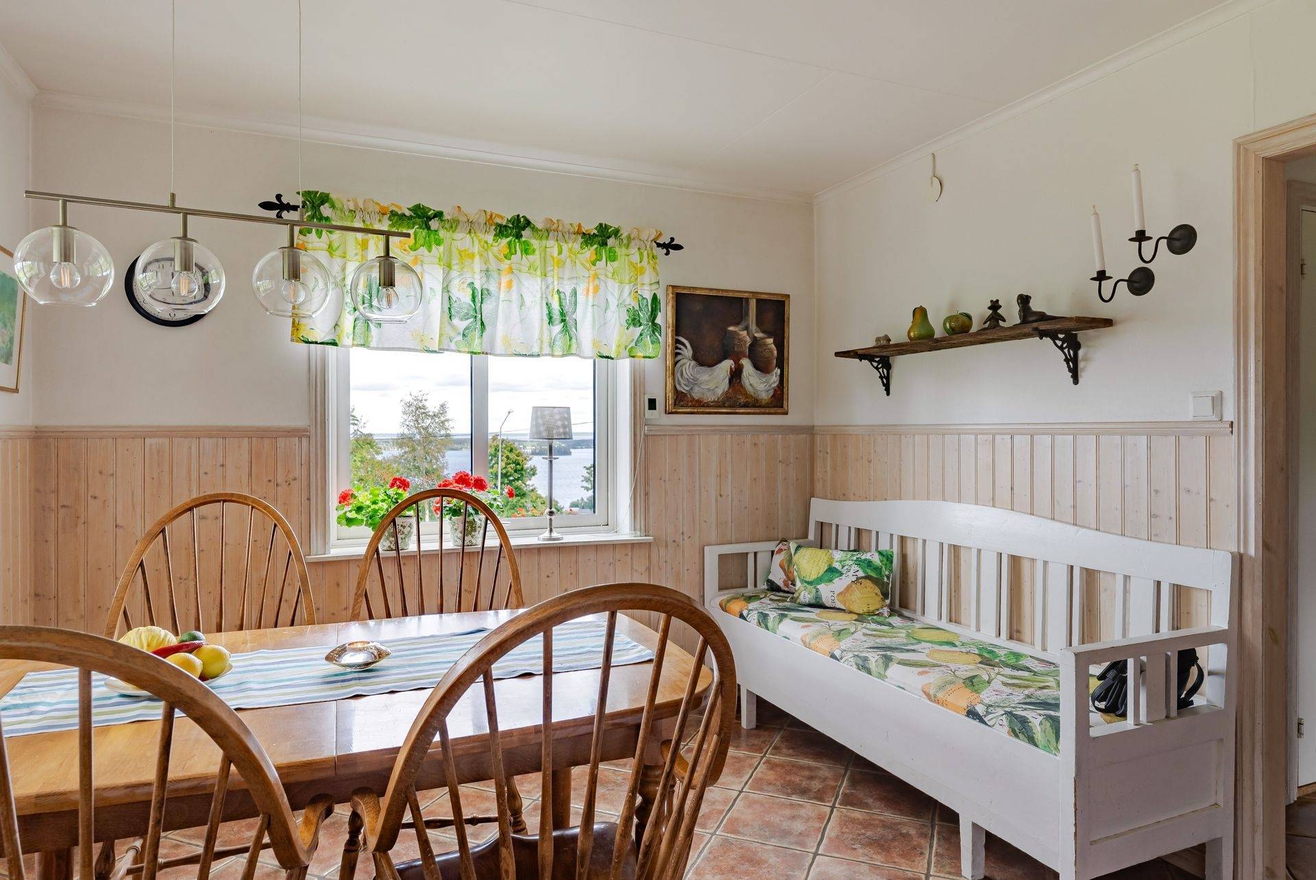 Gård med jordbruk på Högenvägen 29 Hallen Åre kommun - bild 11
