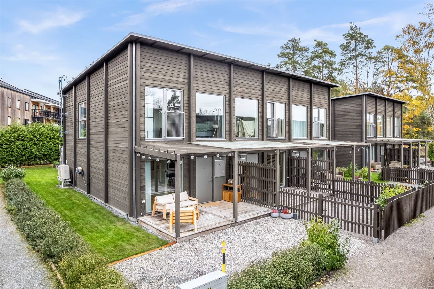 5 rum radhus på Assurs väg 40 Bro - Mälarstad, Upplands-Bro kommun - bild 1