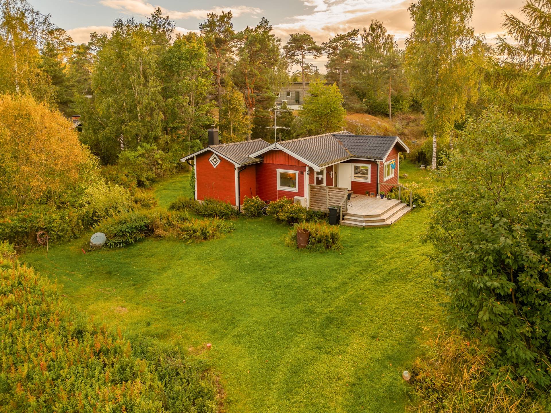 3 rum vinterbonat fritidshus på Lövsalsvägen 11 Djurö Vindö, Värmdö kommun - bild 1