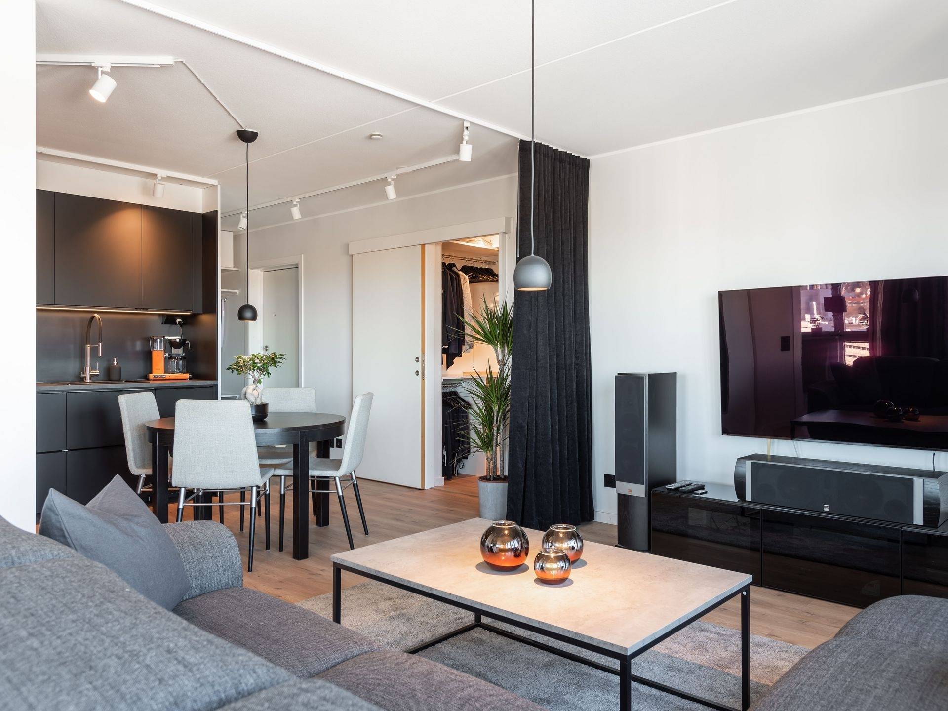 2 rum Lägenhet på Johanneshöjden 2 Centralt / Karlsdal Västerås kommun - bild 14