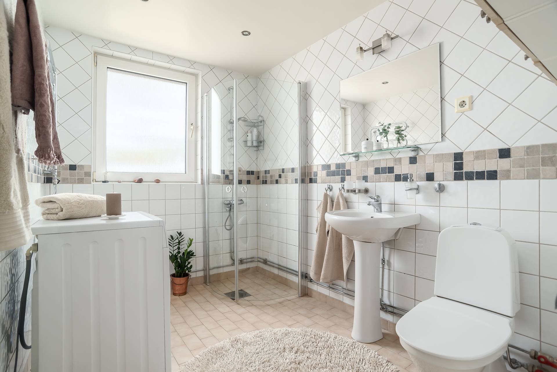 5 rum Lägenhet på Storvretsvägen 53 Skogås Huddinge kommun - bild 17