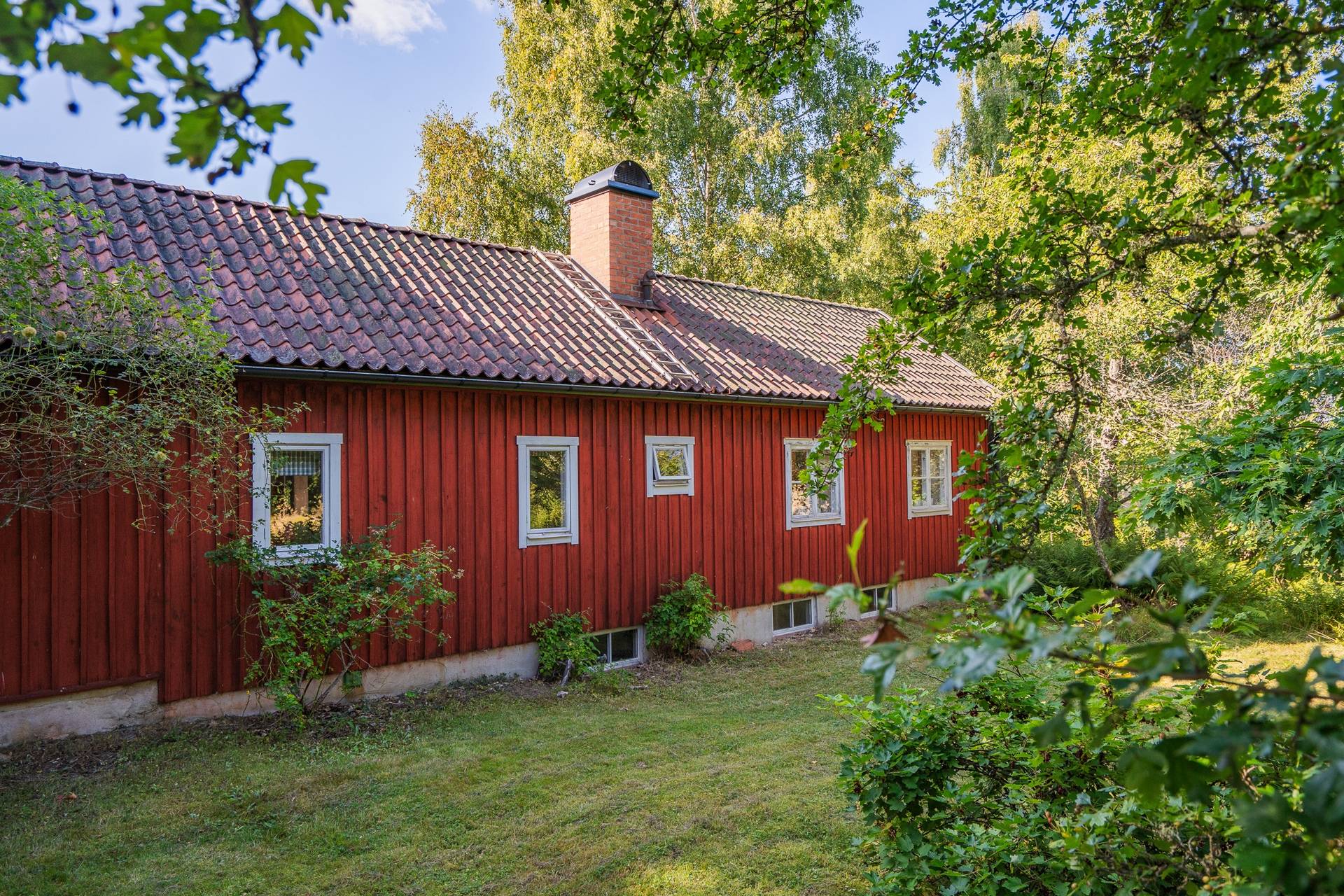 Gård med skogsbruk på Sibblelund Botkyrka kommun - bild 5