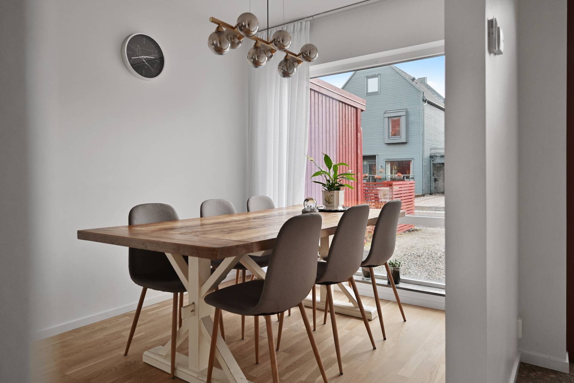 6 rum Radhus på Oppgårdsvägen 46 Wijk Oppgård Upplands Väsby kommun - bild 6