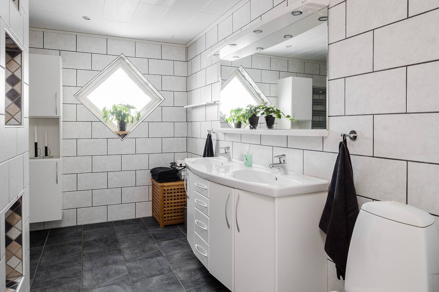 6 rum Villa på Parkgatan 24 Nossebro Essunga kommun - bild 25