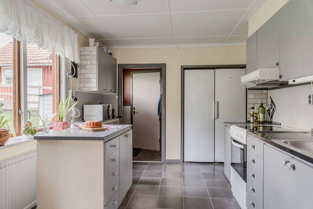 7 rum Villa på Södra vägen 20 Östra Frölunda Svenljunga kommun - bild 9