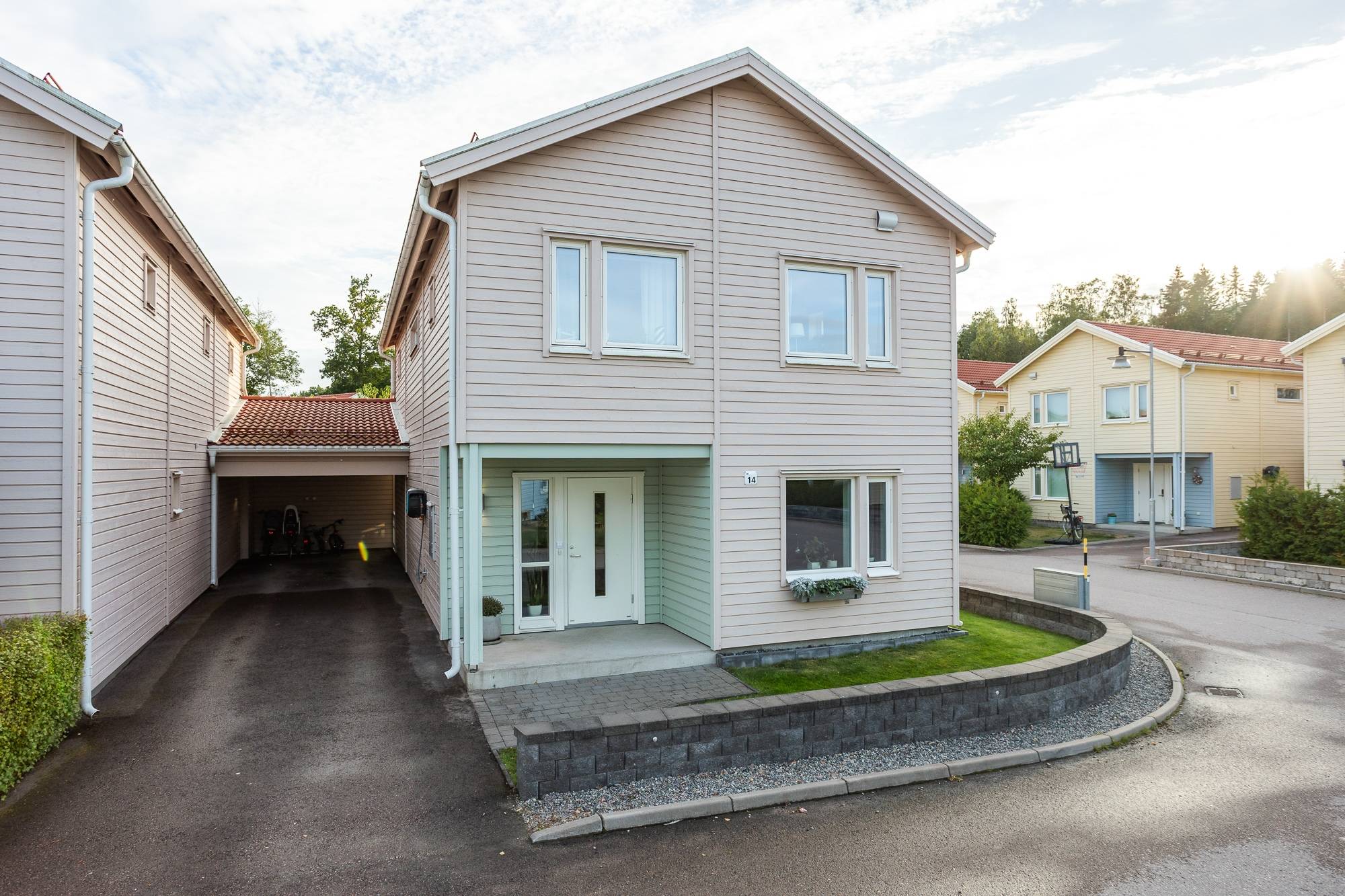 6 rum Kedjehus på Lahtisgatan 14 Lillhamra Västerås kommun - bild 2