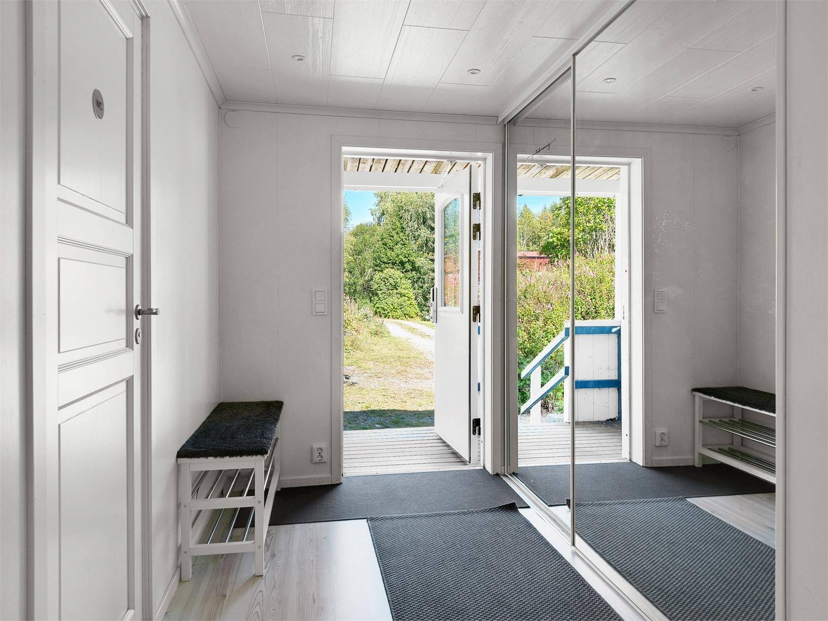 Hällevadsholm, Munkedals kommun