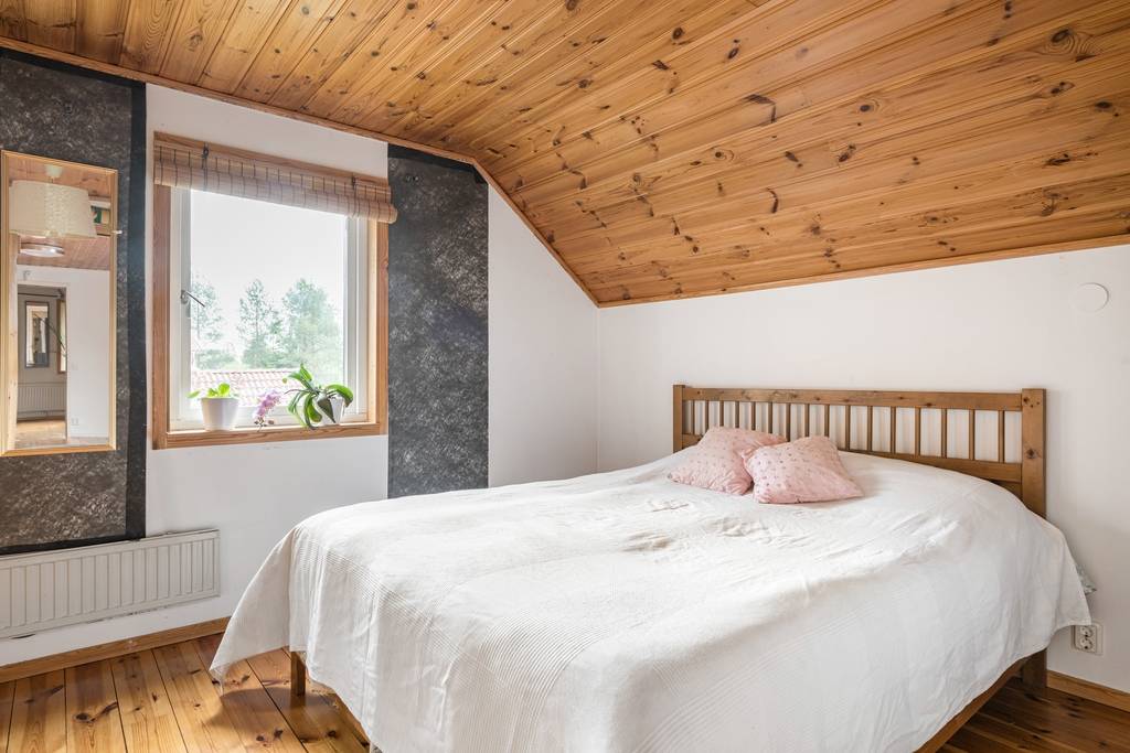 7 rum Villa på Täbylundsvägen 28 Strängnäs - Åkers Styckebruk Strängnäs kommun - bild 6