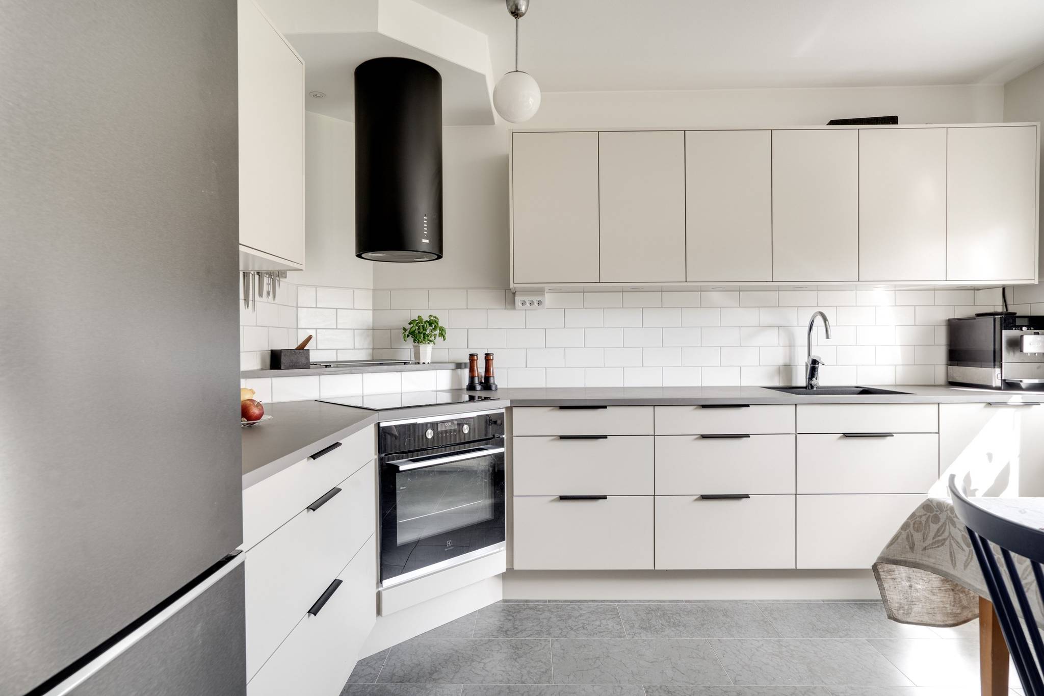 3 rum Radhus på Bergslagsgatan 23B Ringstorp Örebro kommun - bild 2