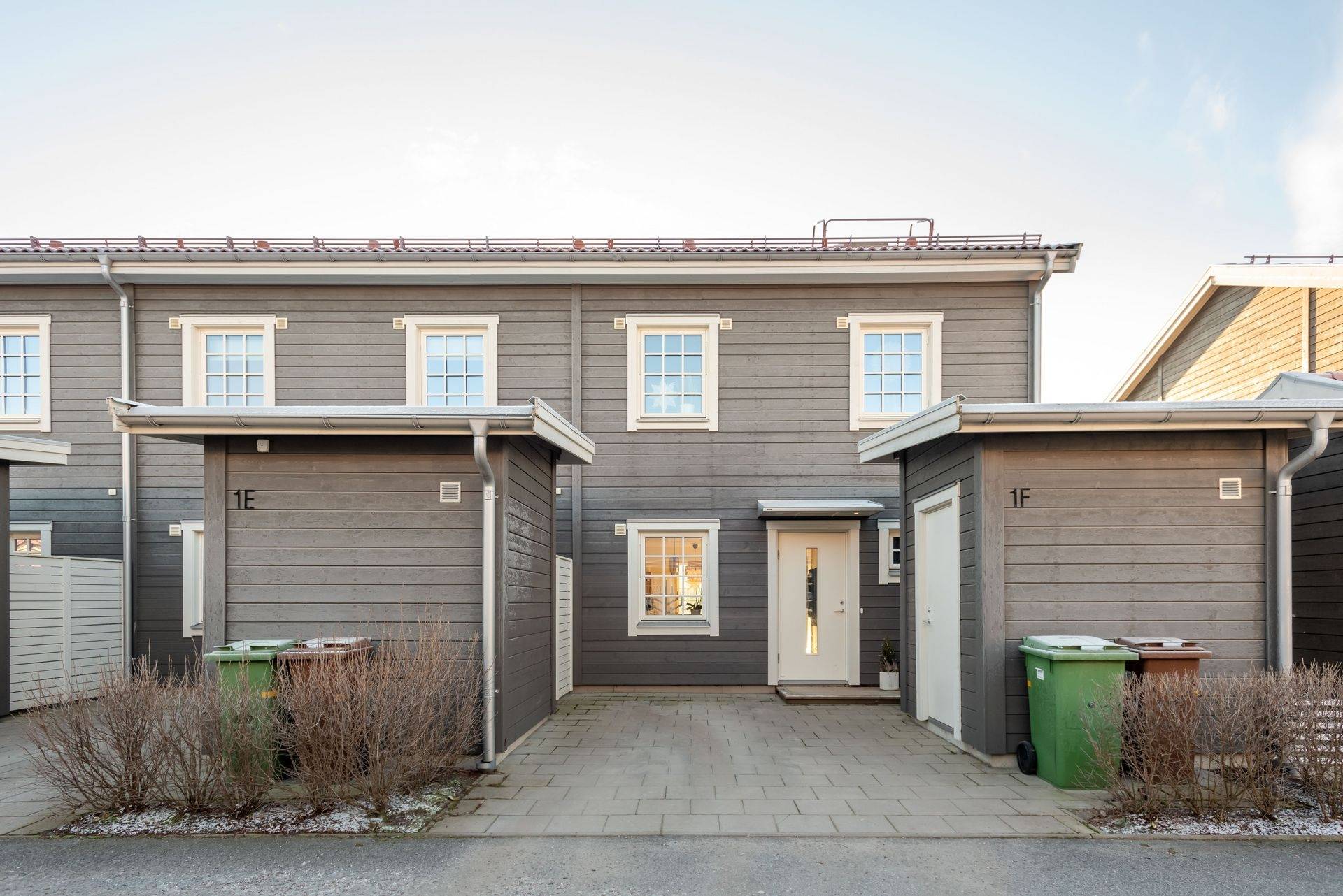 5 rum Radhus på Ulsavilagatan 1F Ormesta Örebro kommun - bild 2