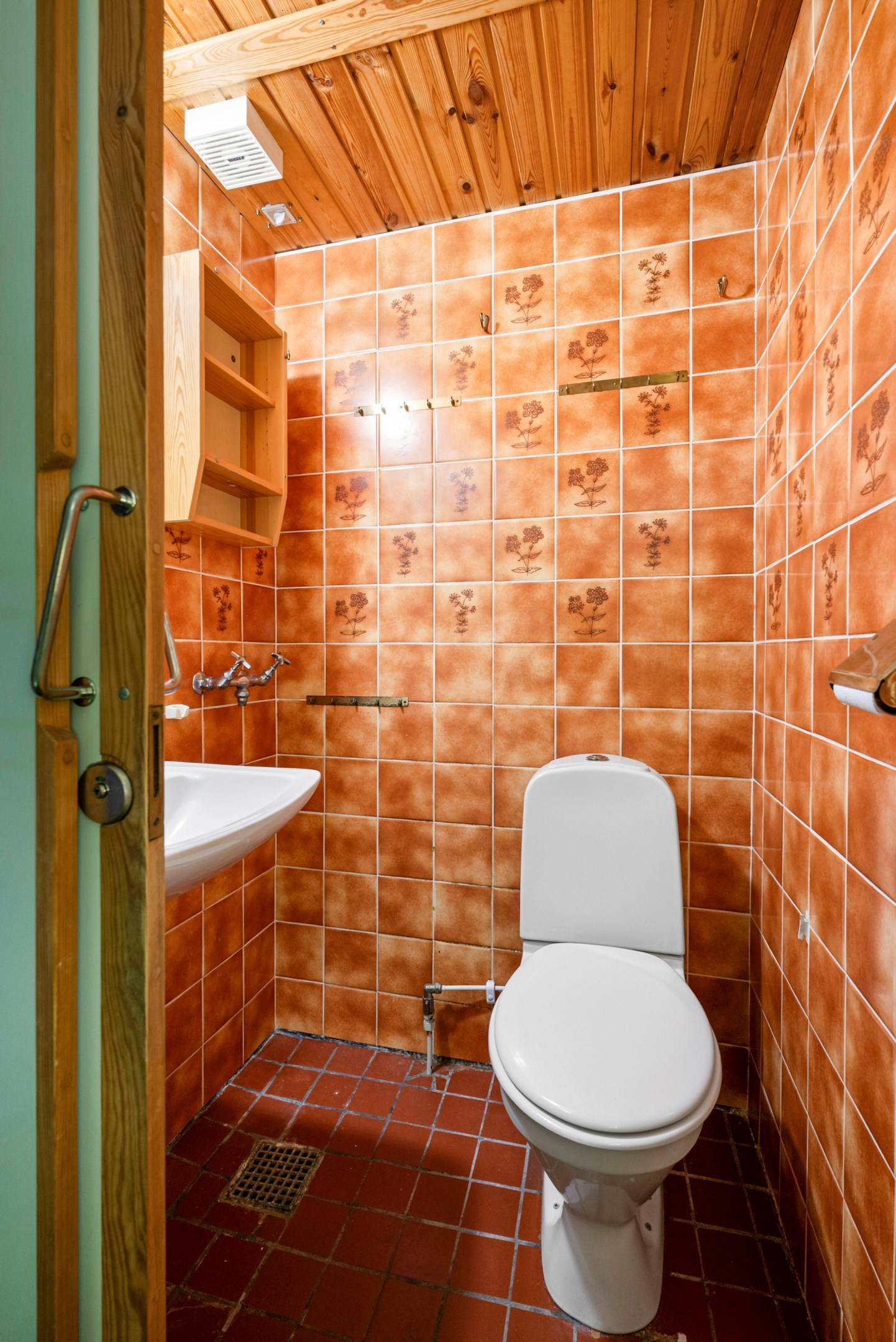 8 rum Villa på Fallskärmsvägen 12 Barkarby Järfälla kommun - bild 23