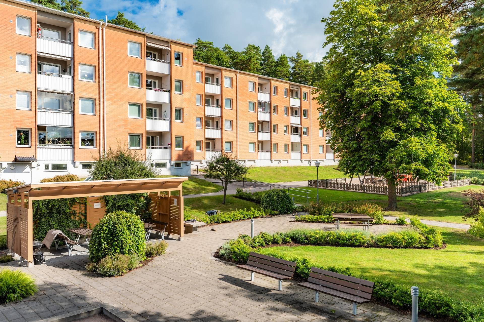 3 rum Lägenhet på Erikslundsvägen 21 Rosenkälla Nyköpings kommun - bild 1