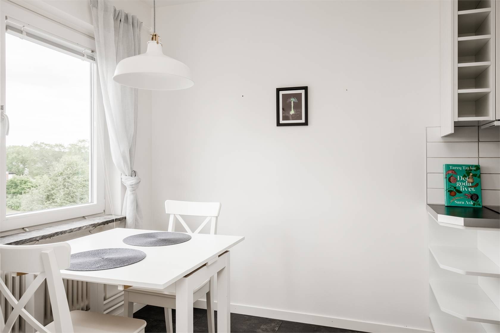 3 rum Lägenhet på Vändgatan 1C Gamla Staden Lidköpings kommun - bild 4