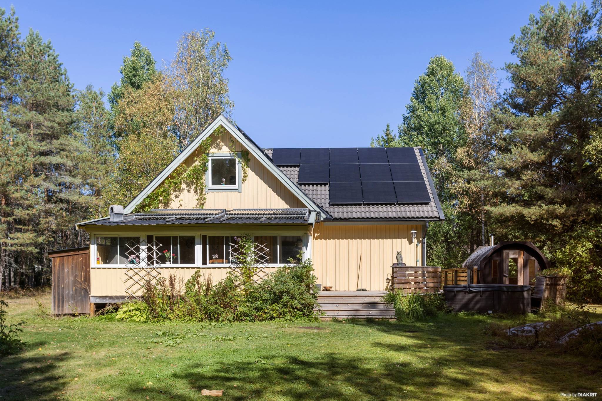 5 rum villa på Halvslagsvägen 9 Södra Kopparmora, Värmdö kommun - bild 1