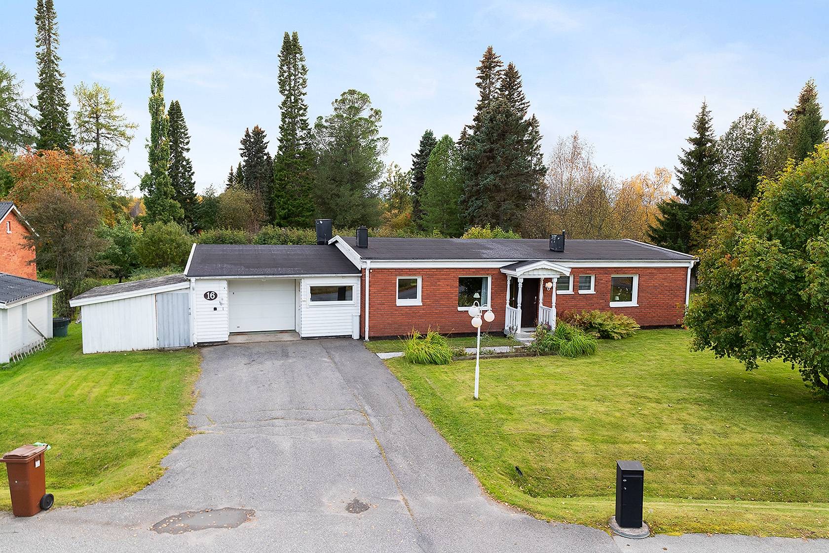 4 rum Villa på Slingan 16 Strömnäs Piteå kommun - bild 1