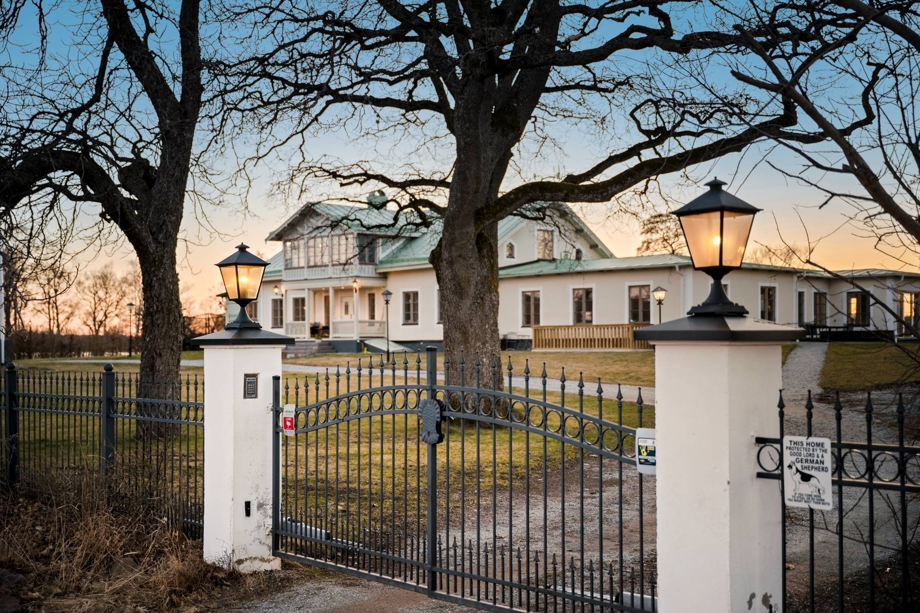 Mellansjövägen 10, Täby Kyrkby, Täby kommun