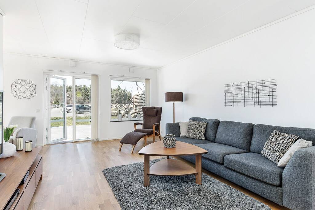 5 rum Par-/kedje-/radhus på Frisells gata 11 a UPPLANDS VÄSBY Upplands Väsby kommun - bild 9