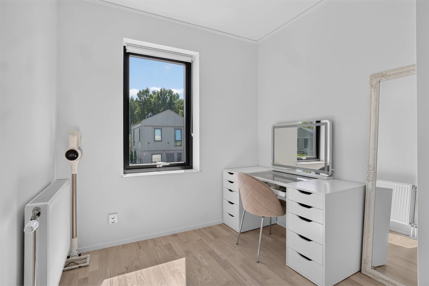5 rum Radhus på Kanelvägen 7 Borsökna Eskilstuna kommun - bild 24