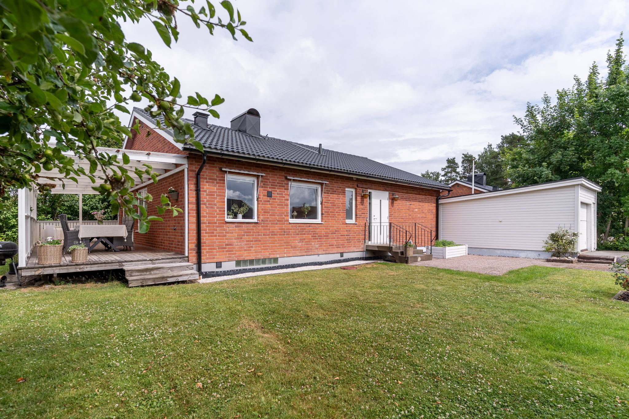 5 rum villa på Enebrovägen 10 Slagsta, Eskilstuna kommun - bild 1