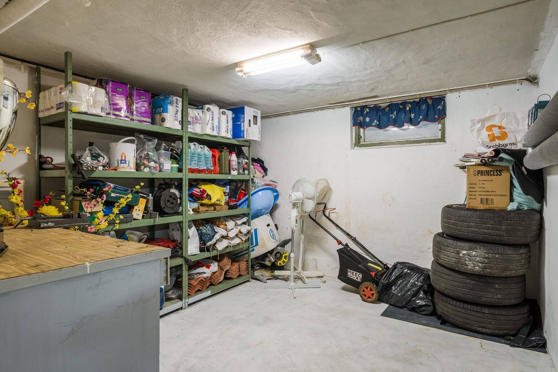 7 rum Villa på Älvängsgatan 18 Kristinehamn Kristinehamns kommun - bild 46