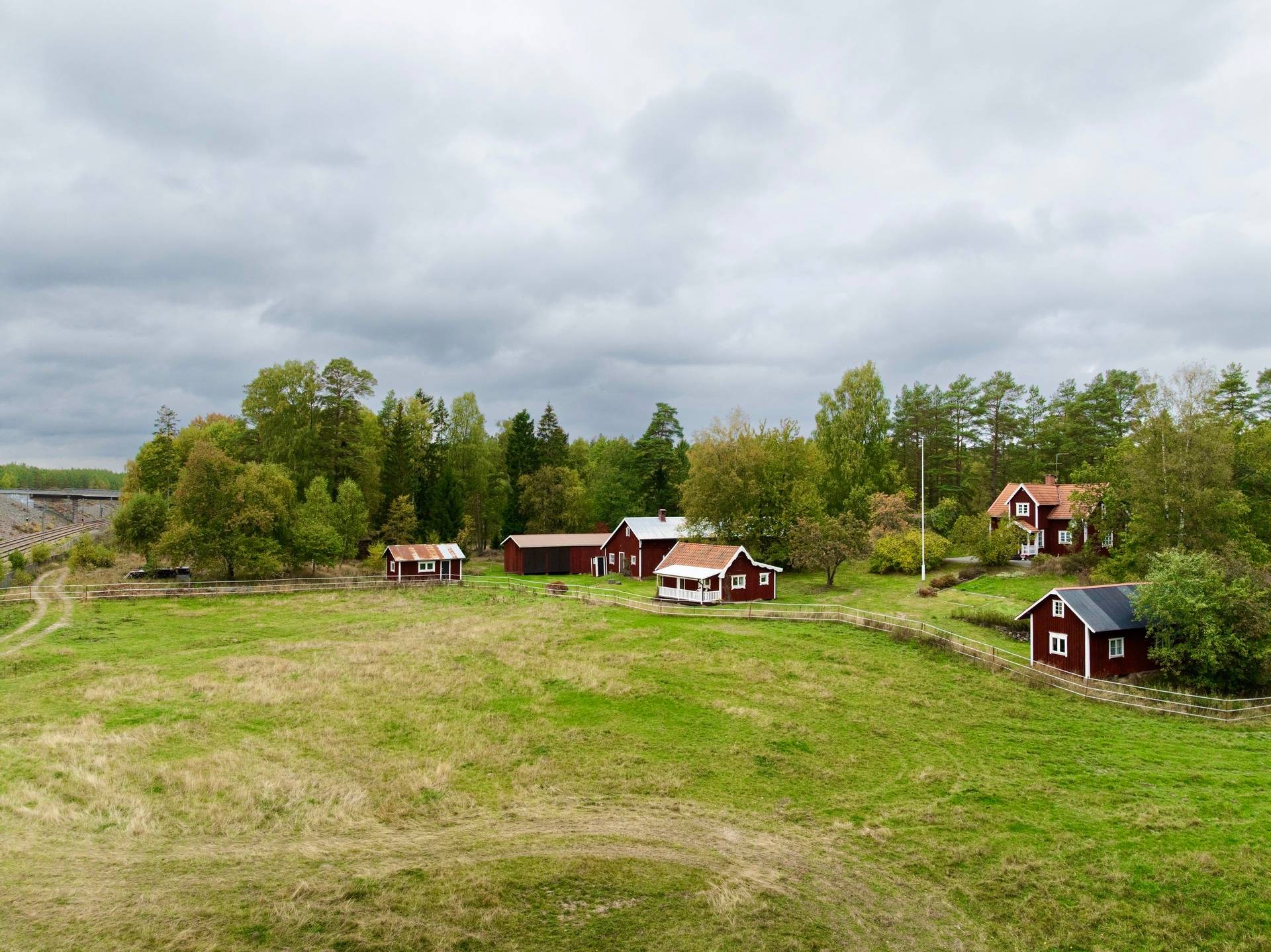 5 rum Gård/skog på Mellringe gård 1 Läggesta/Hedlandet Mariefred Strängnäs kommun - bild 18