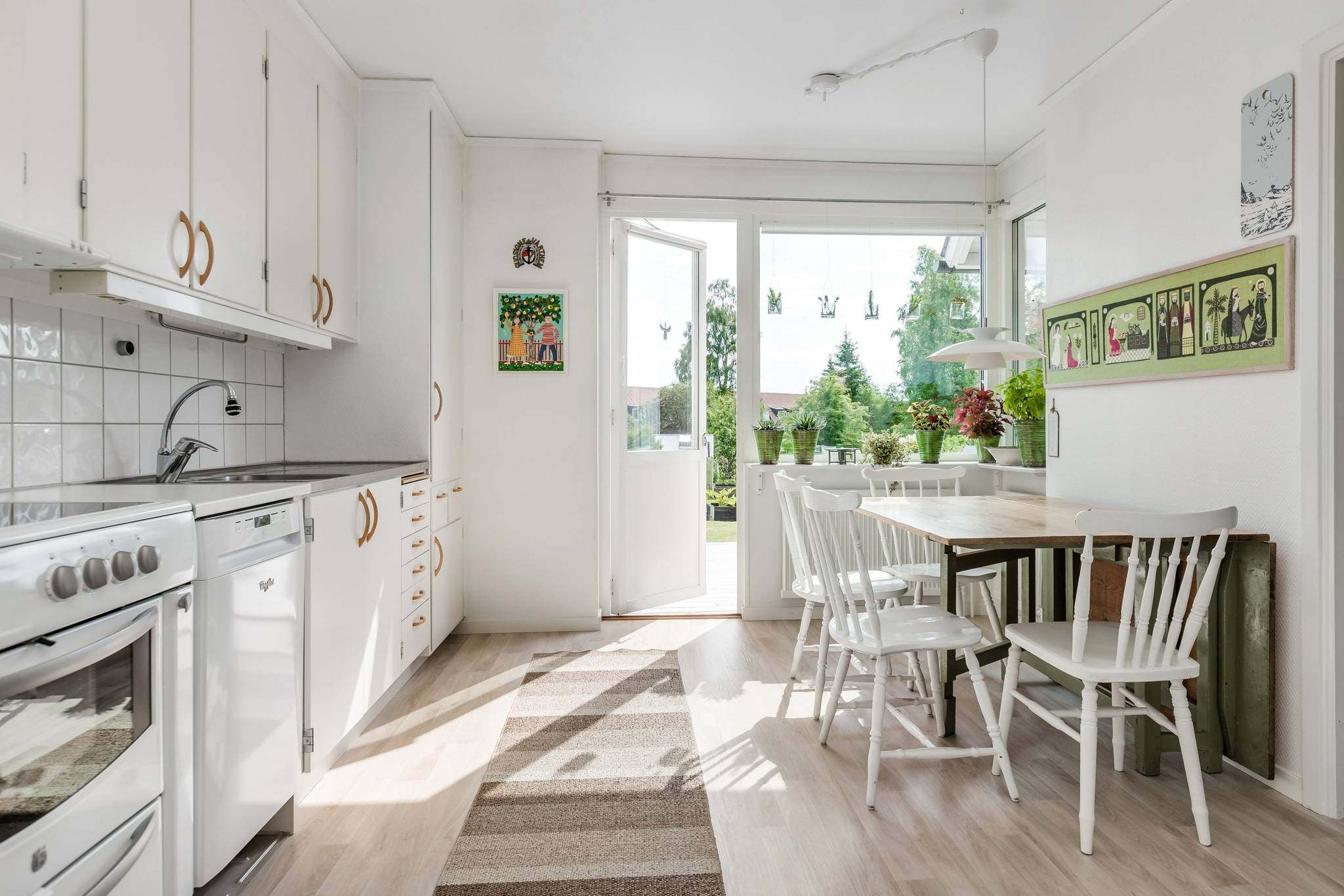 4 rum Radhus på Västra Ringvägen 97 Hälletorp/Bondsjöstaden Härnösands kommun - bild 9