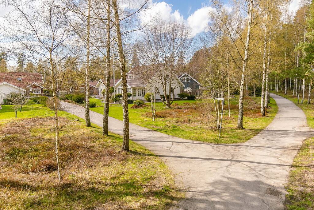 6 rum Villa på Lindenavägen 12 Ulriksdal Lidköpings kommun - bild 7